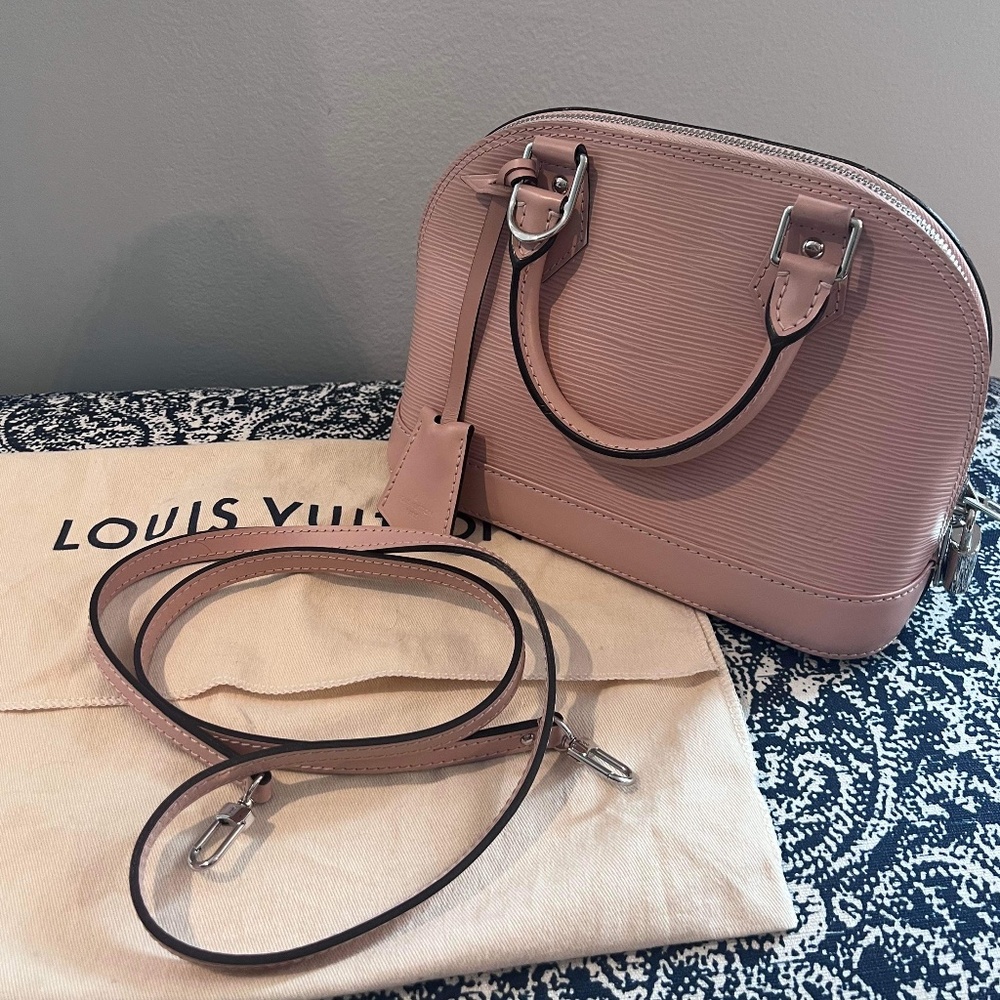 S  O  L   D Louis Vuitton Epi Alma BB Rose Ballerine